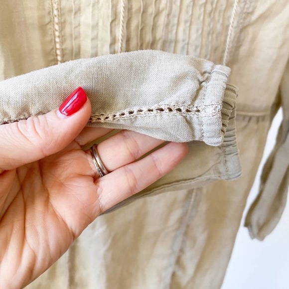 AVEC Women's Tan Linen V-Neck Long Sleeve Pleated Bodice Pop Over Blouse sz M - Picture 5 of 8